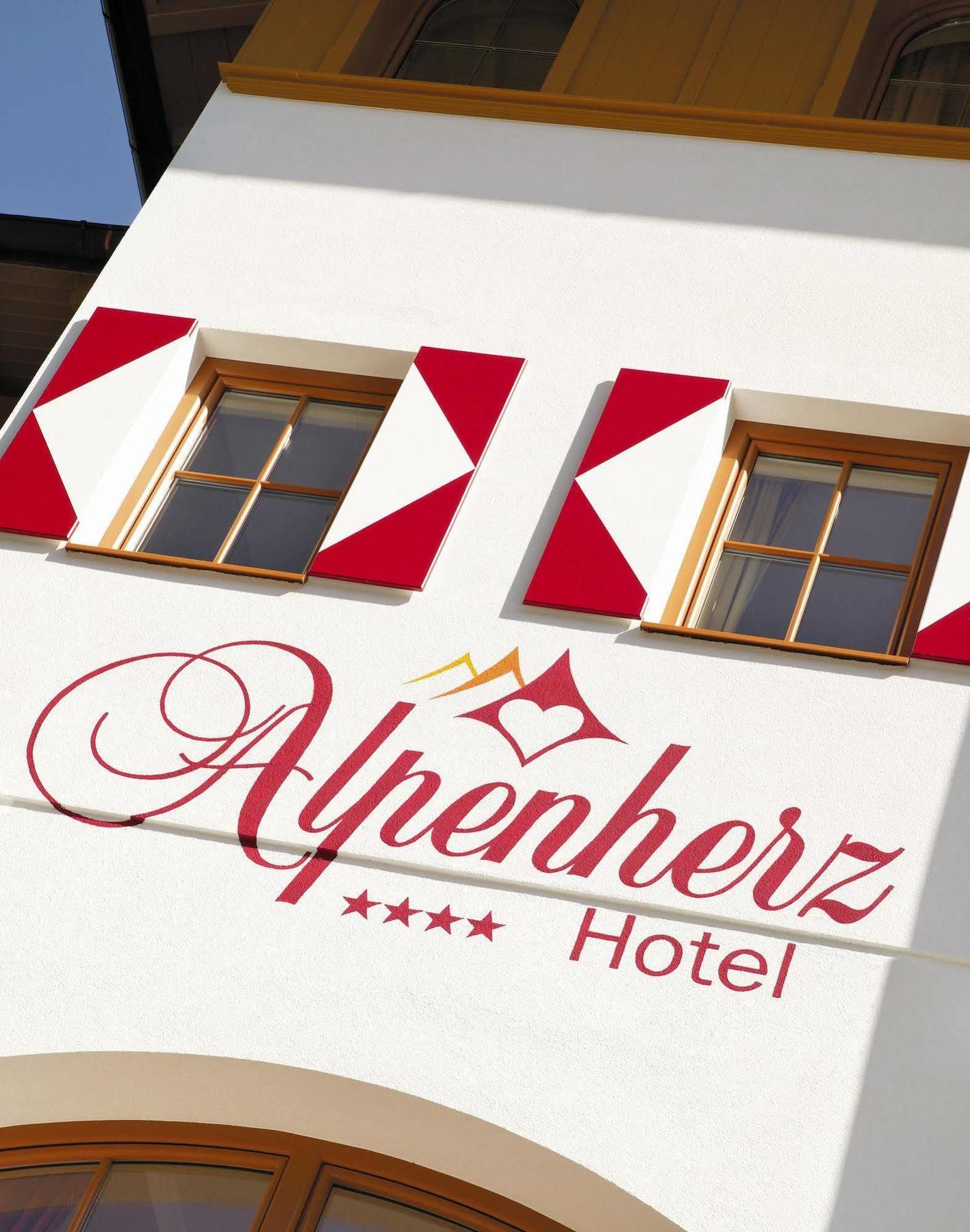 Alpenherz Hotel Garni 겔로스 외부 사진